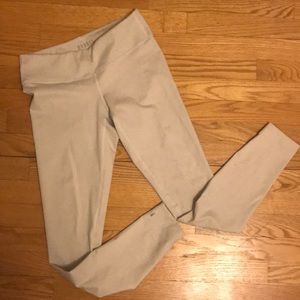 EXTREMELY RARE ⚠️ NOBULL Oatmeal Women’s Tights